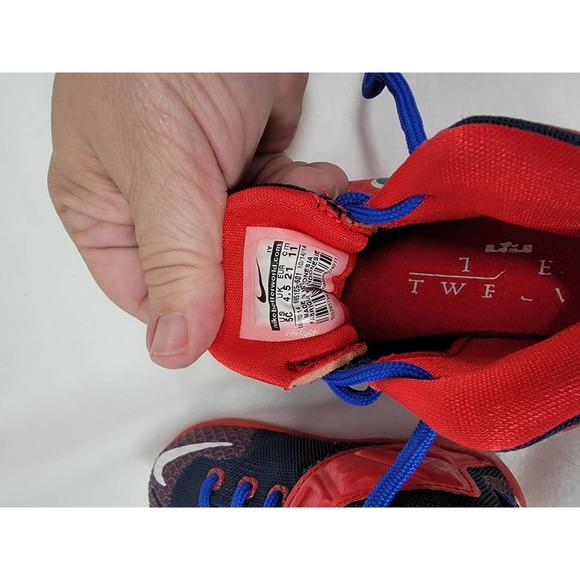 NIKE LEBRON XII RED TODDLER BLACK SHOES 685185-601 SIZE 5C - Picture 8 of 8